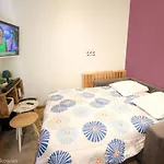 Calme en centre ville Appartement , spacieux et rénové à 50m de la Place Carnot